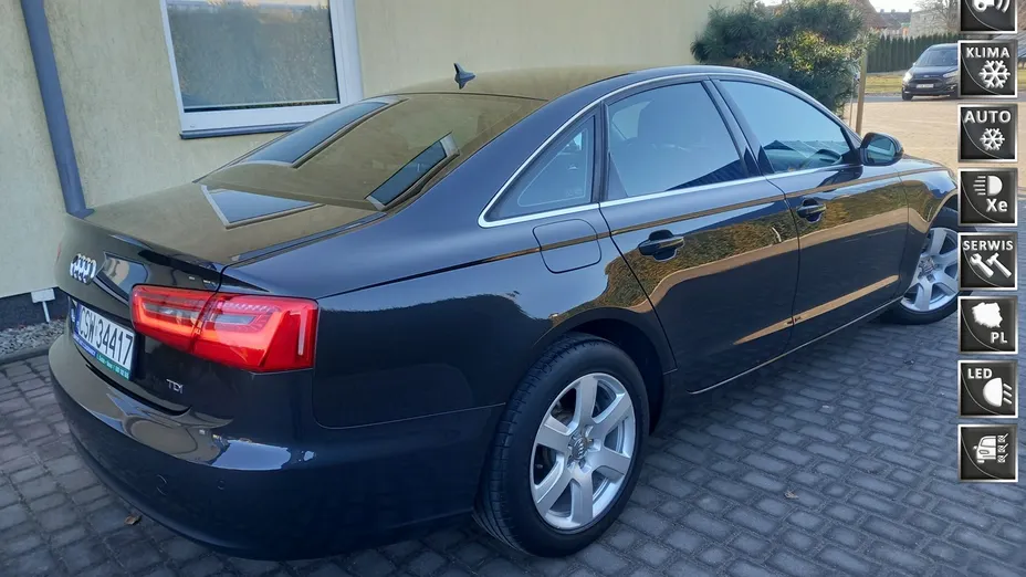 AUDI A6 -