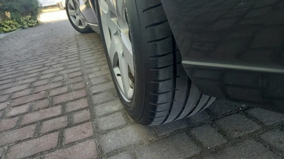 AUDI A6 -
