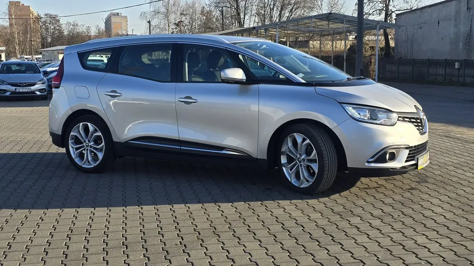 RENAULT Grand Scenic -
