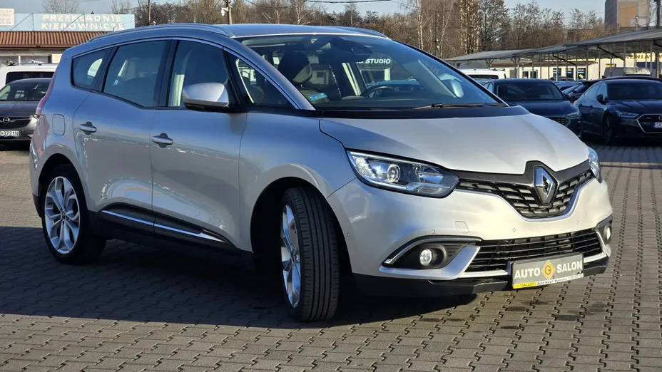 RENAULT Grand Scenic -