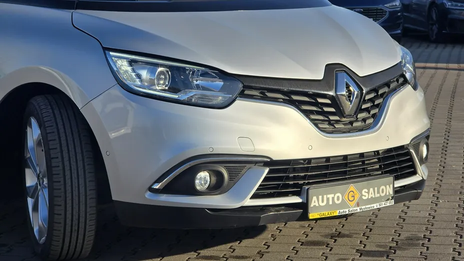 RENAULT Grand Scenic -