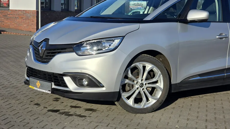 RENAULT Grand Scenic -
