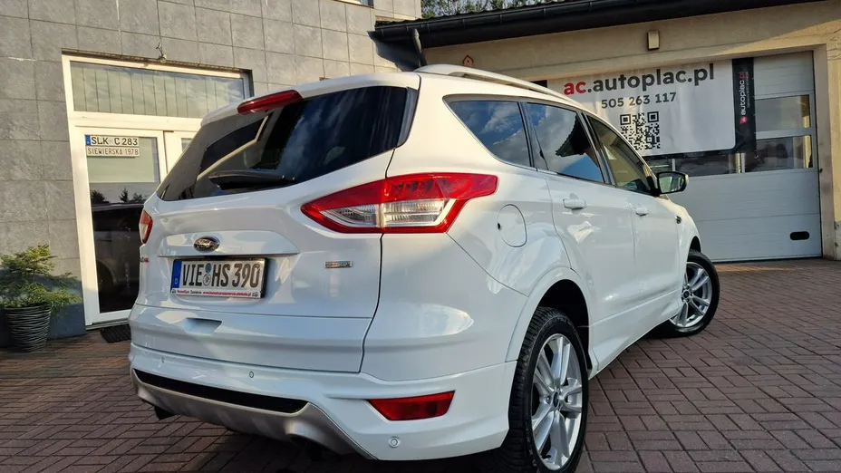 FORD Kuga -