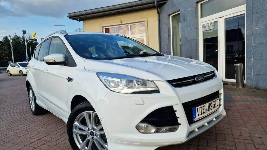 FORD Kuga -