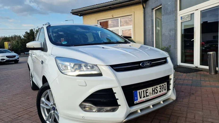 FORD Kuga -