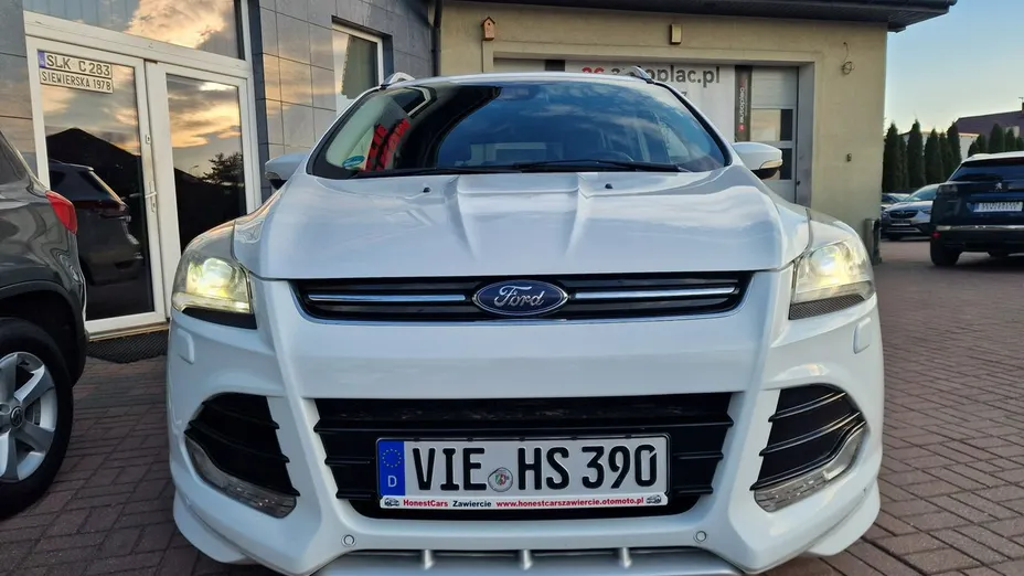 FORD Kuga -