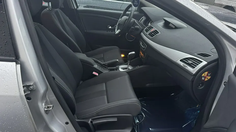 RENAULT Megane -