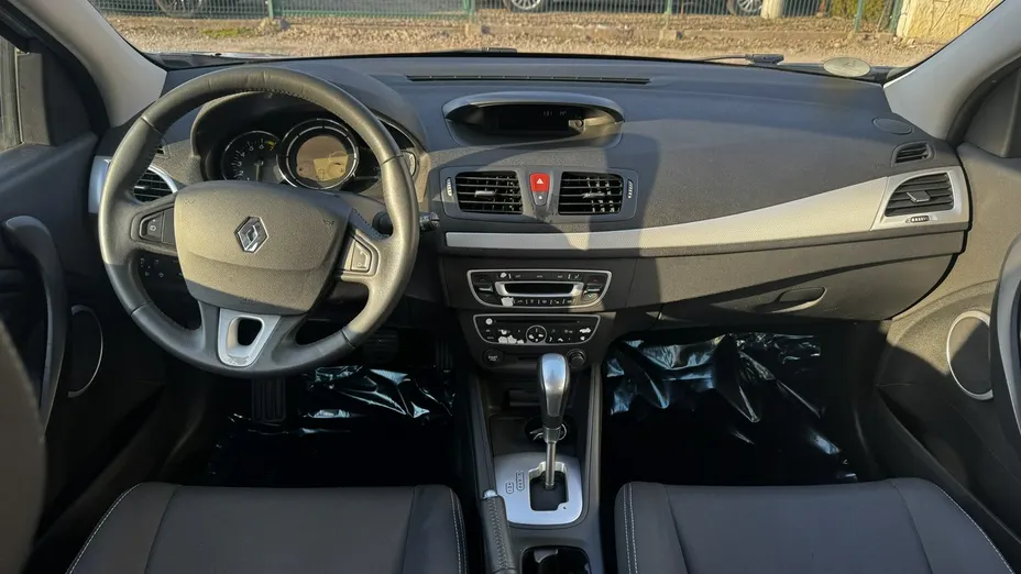 RENAULT Megane -