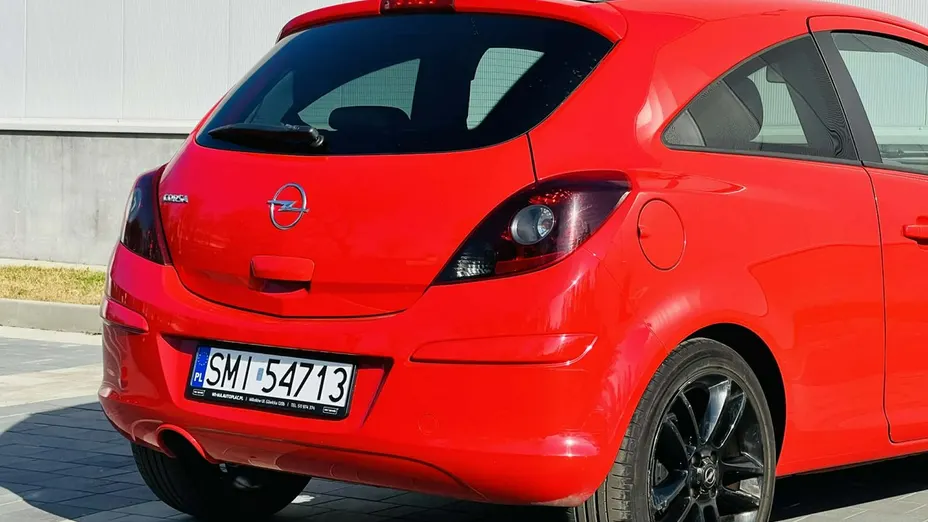 OPEL Corsa -
