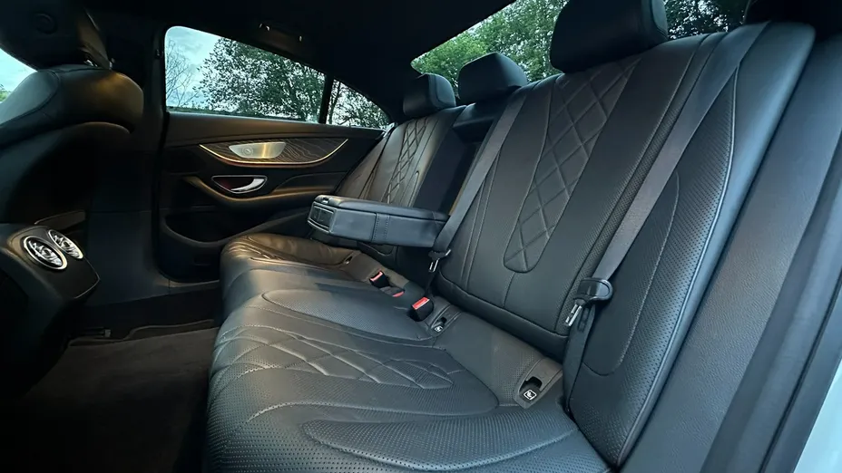 MERCEDES-BENZ CLS -