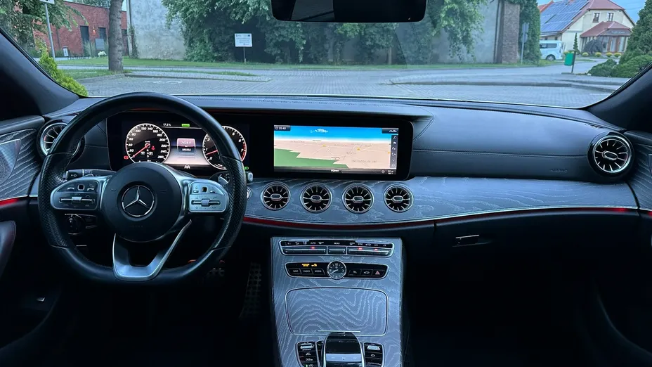 MERCEDES-BENZ CLS -