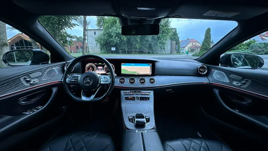 MERCEDES-BENZ CLS -