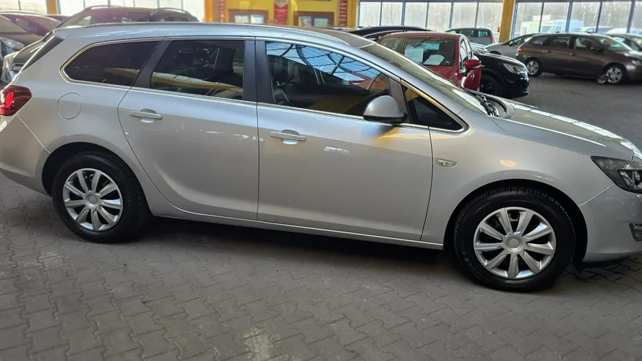 OPEL Astra -