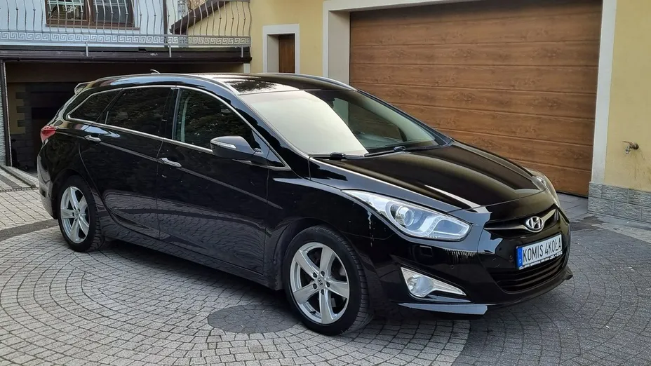 HYUNDAI i40 -