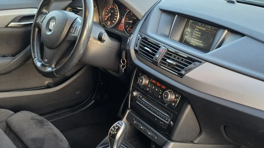 BMW X1 -