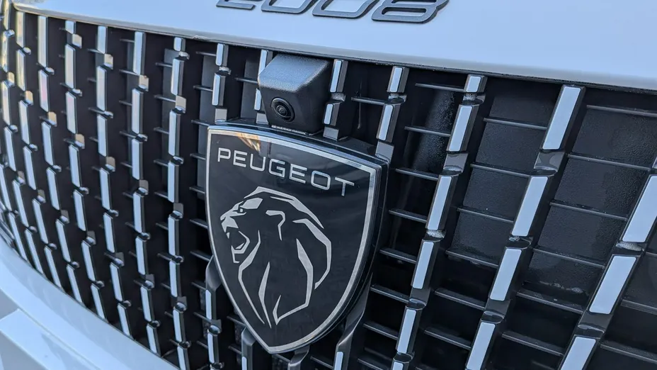 PEUGEOT 2008 -