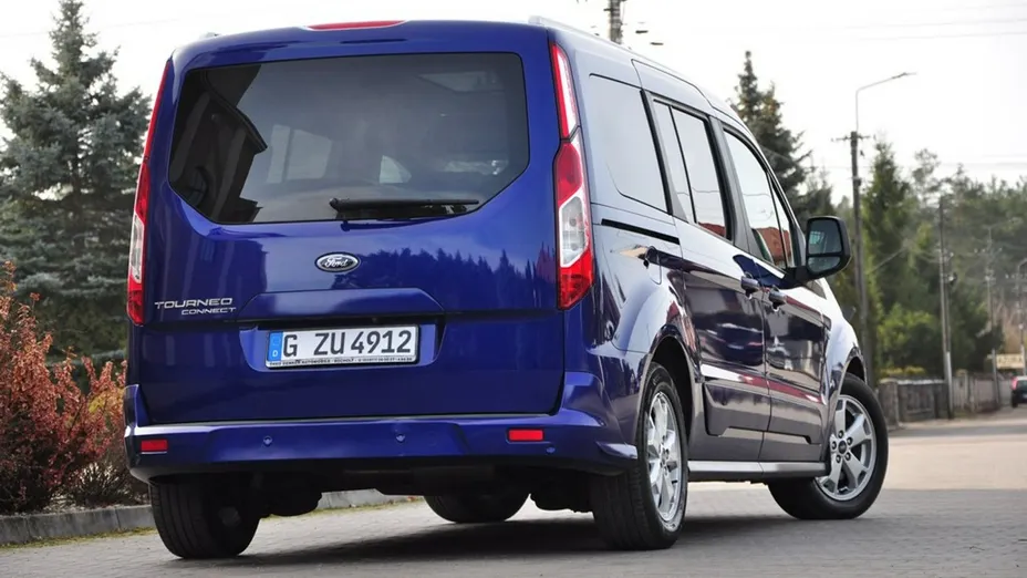 FORD Tourneo Connect -