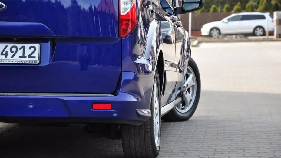 FORD Tourneo Connect -