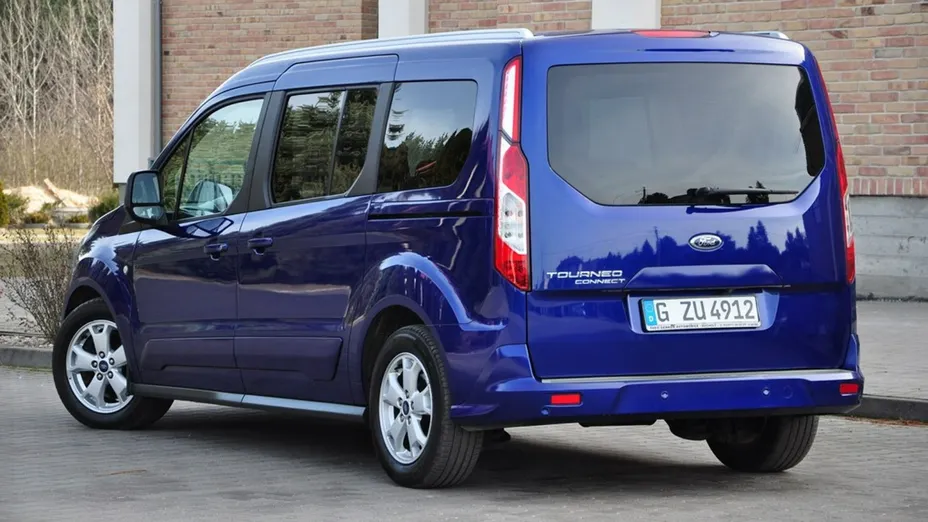 FORD Tourneo Connect -