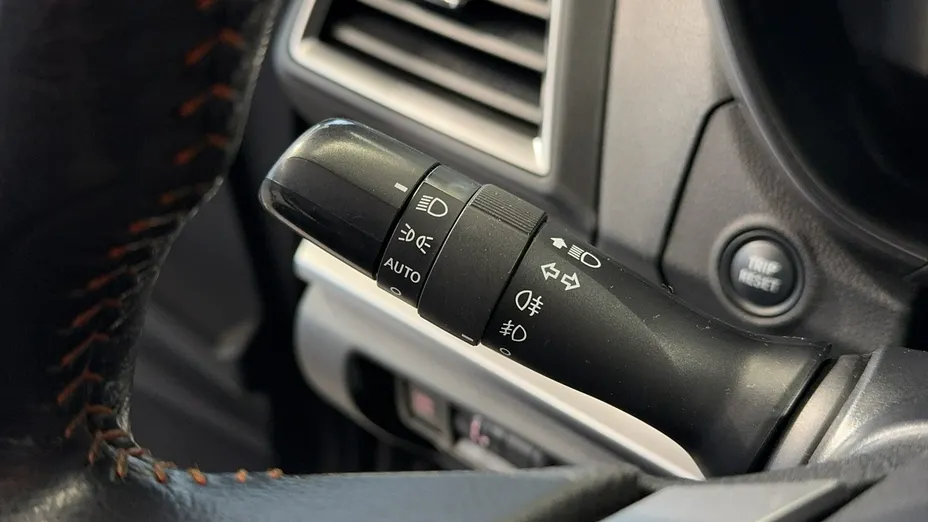 SUBARU XV -