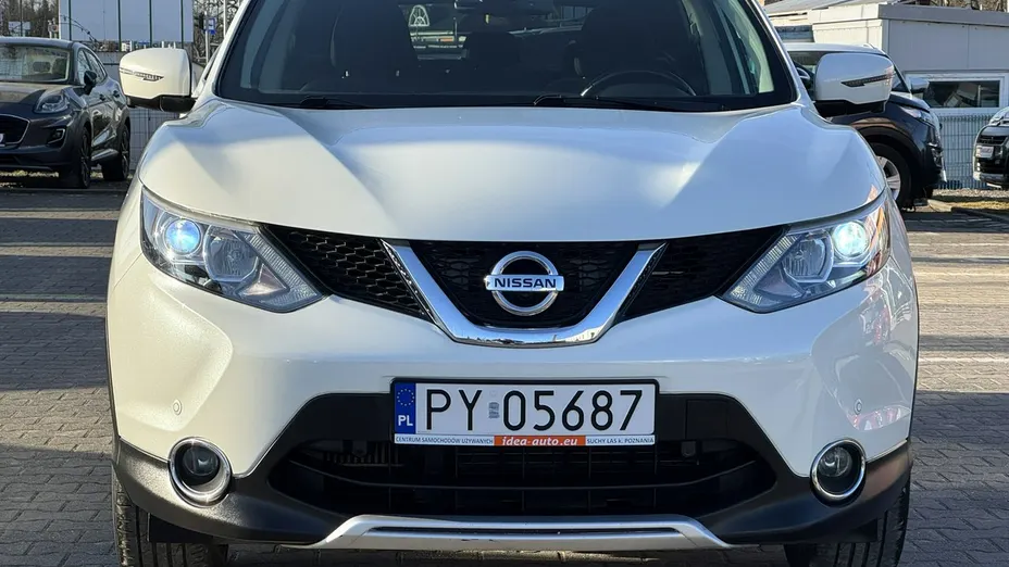 NISSAN Qashqai -
