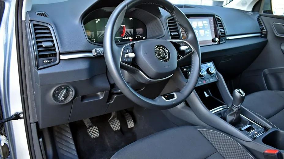 SKODA Karoq -
