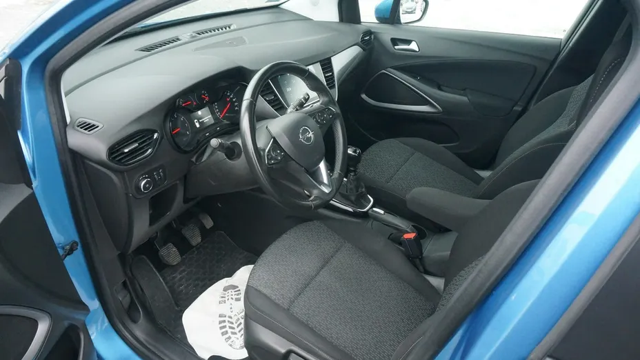 OPEL Crossland X -