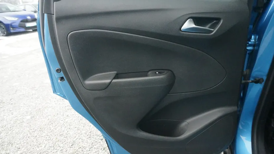 OPEL Crossland X -