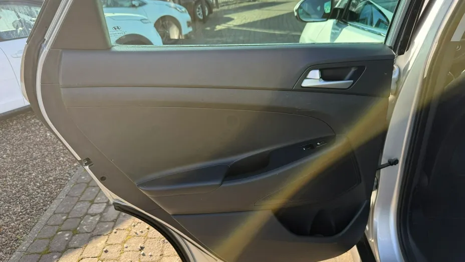 HYUNDAI Tucson -