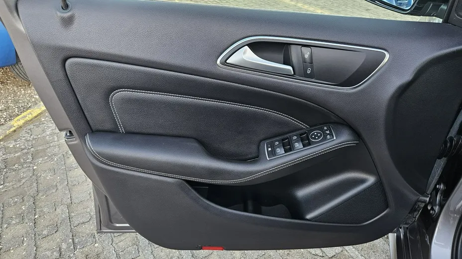 MERCEDES-BENZ B Klasa -