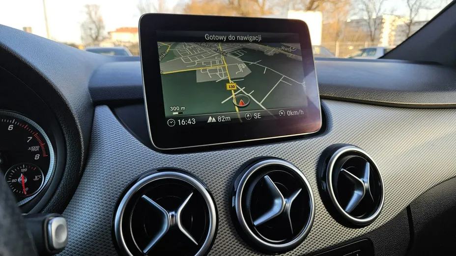 MERCEDES-BENZ B Klasa -