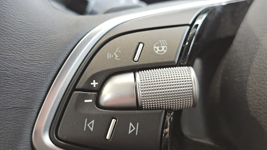 SKODA Superb -