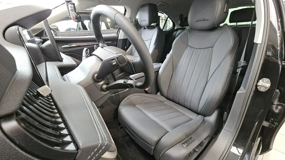 SKODA Superb -