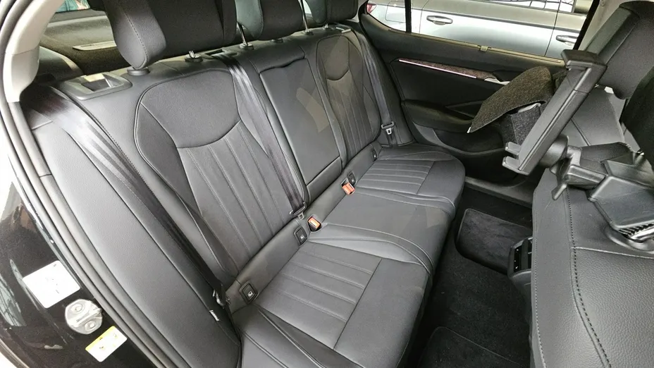 SKODA Superb -