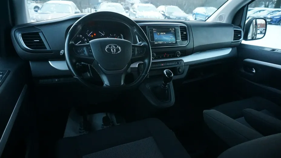 TOYOTA Proace Verso -