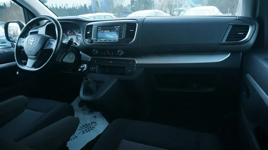 TOYOTA Proace Verso -