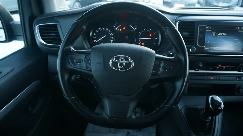 TOYOTA Proace Verso -