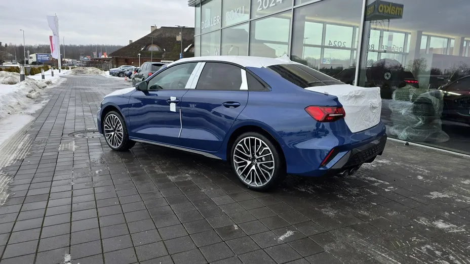 AUDI S3 Limousine -