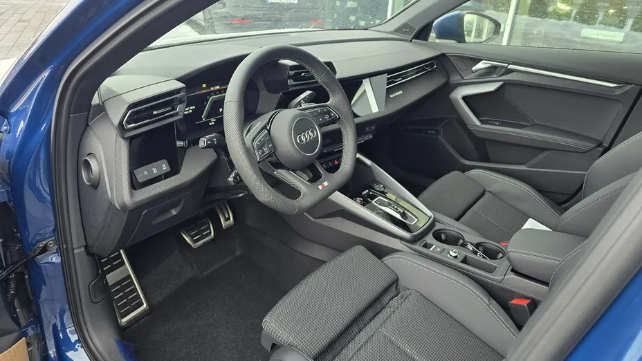 AUDI S3 Limousine -