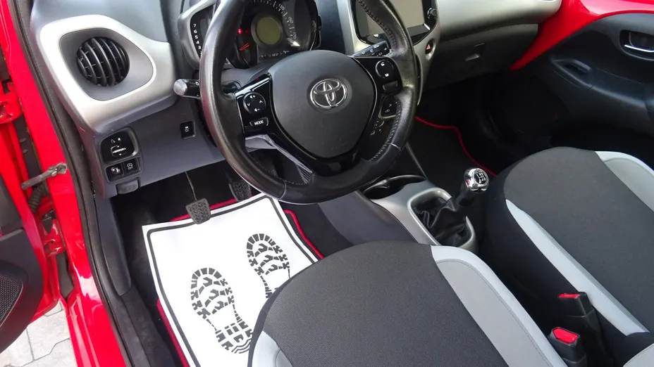 TOYOTA Aygo -
