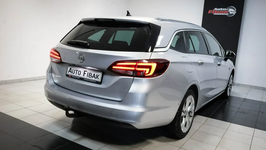 OPEL Astra -