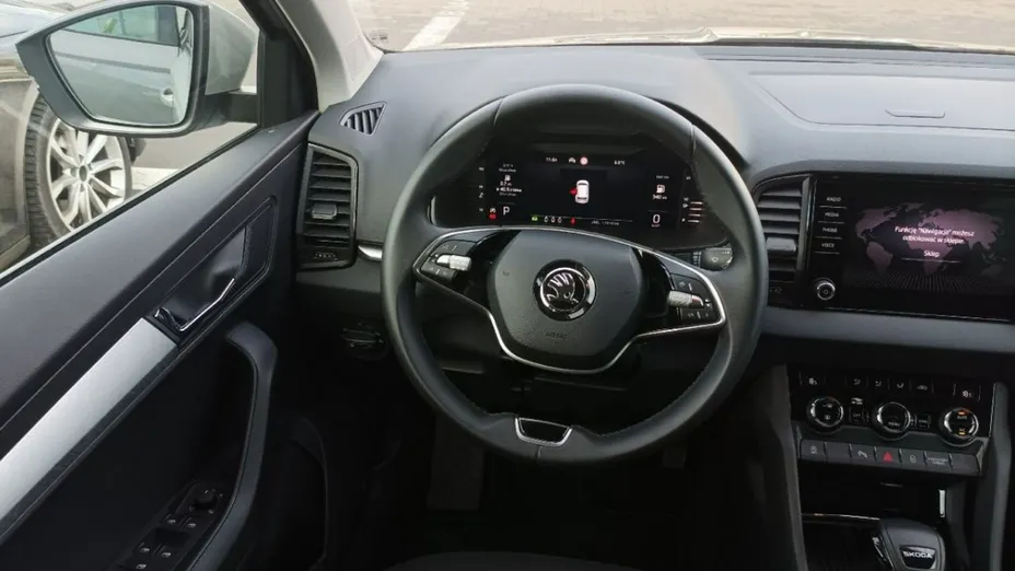 SKODA Karoq -