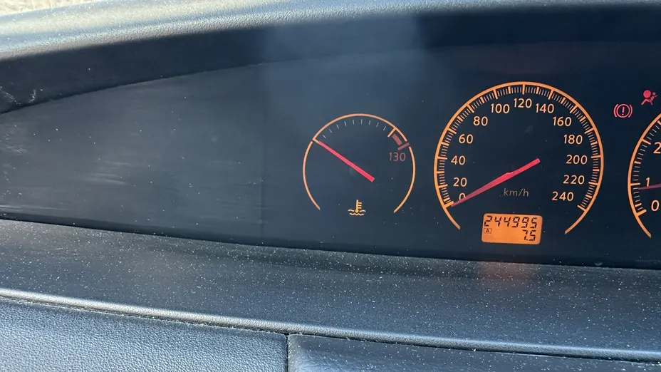 NISSAN Primera -