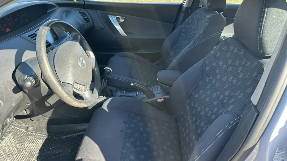 NISSAN Primera -