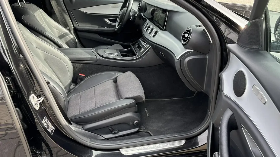 MERCEDES-BENZ E Klasa -