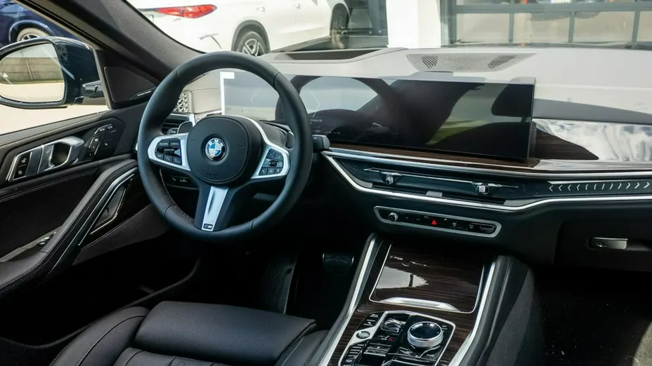 BMW X6 -