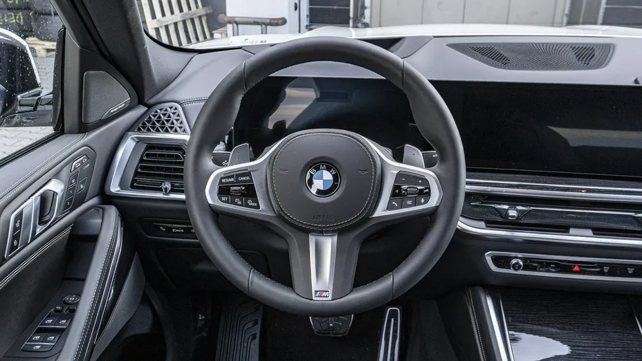 BMW X6 -