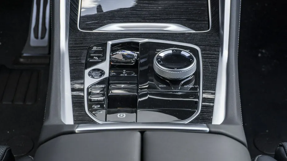 BMW X6 -