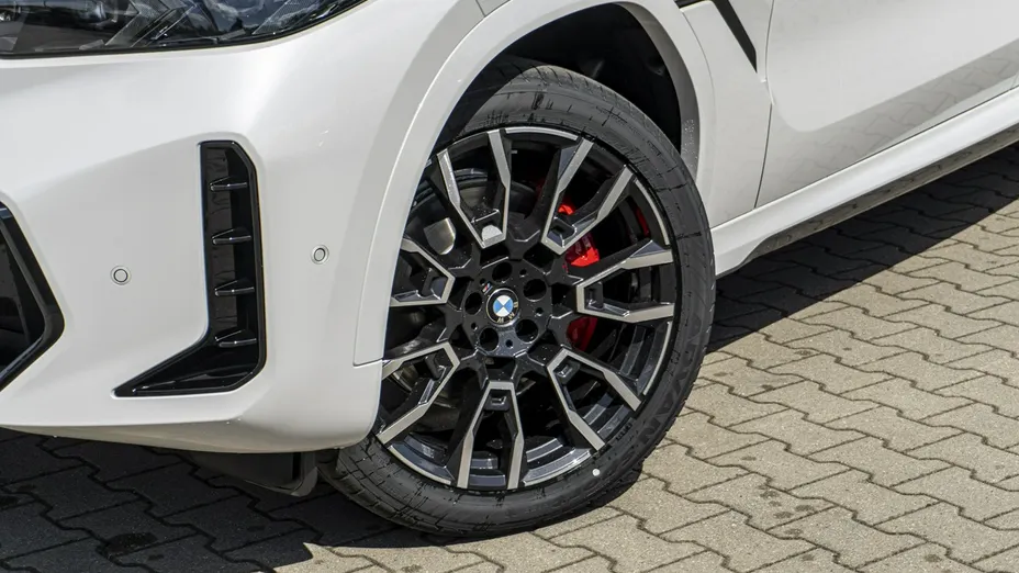 BMW X6 -