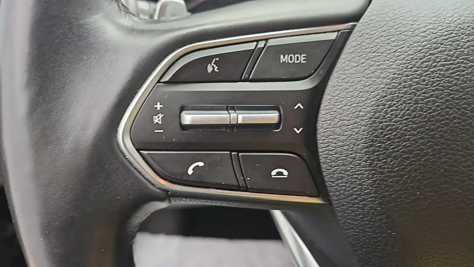 HYUNDAI Santa Fe -